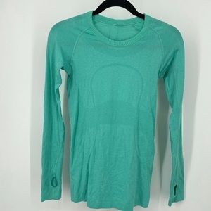 Lululemon swiftly tech top